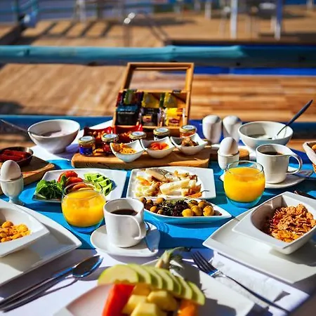 Asfiya Sea View Hotel 2*