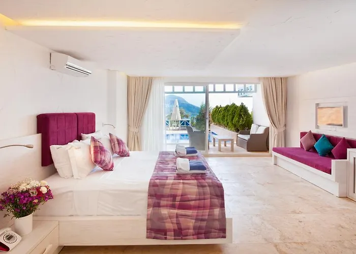 Asfiya Sea View Hotel 2*