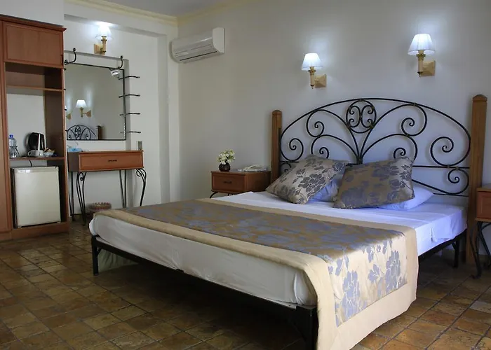 Hotel Asfiya Sea View 2*